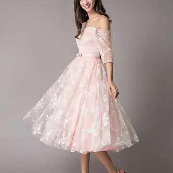 Дантелени коктейлни рокли с отворени рамене, нежно-розова къса рокля за абитуриентски бал с къс ръкав